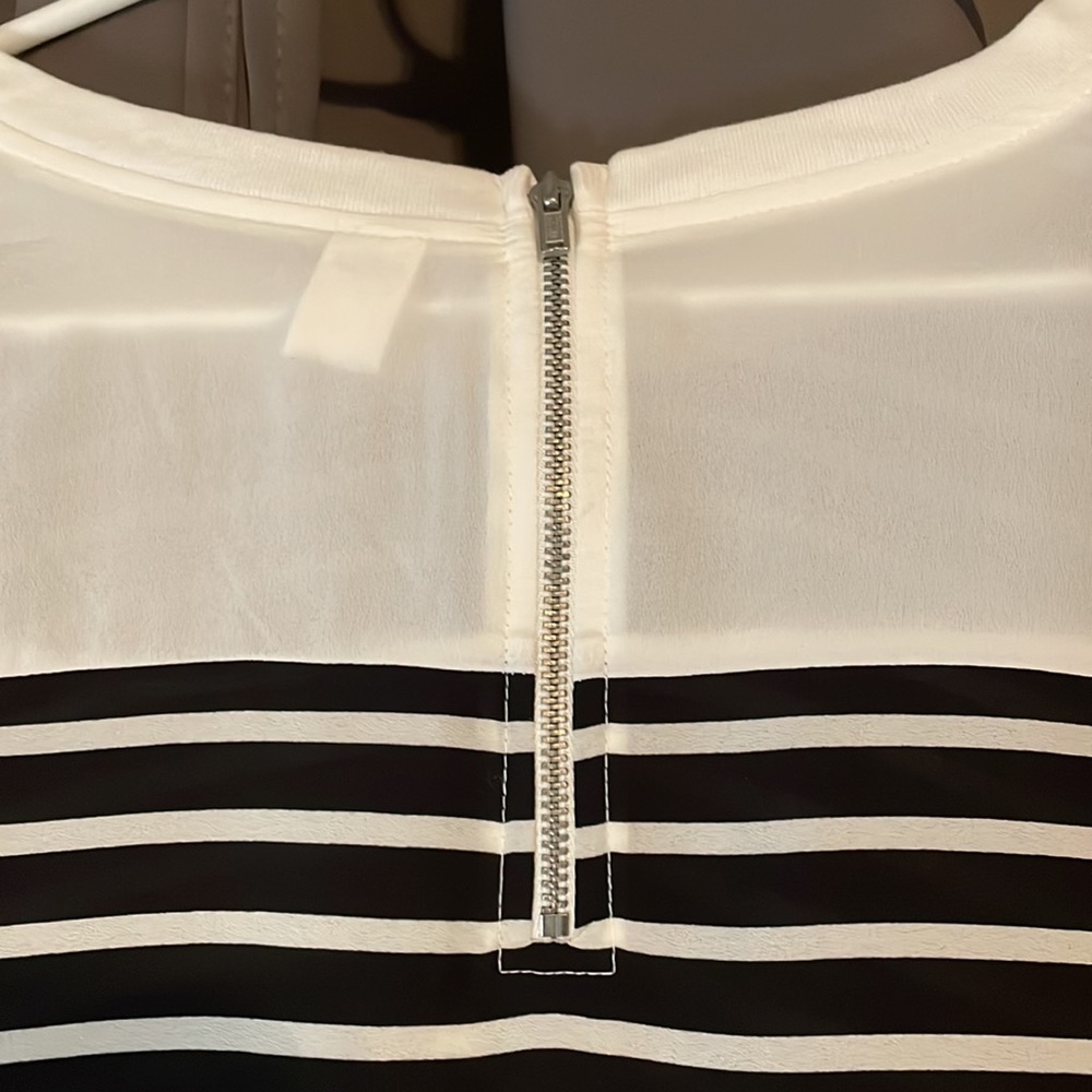 Shirt - Picture 4 of 6